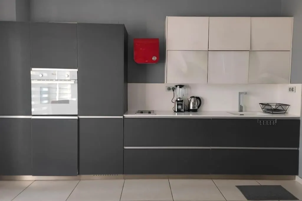 Central Station Modern Apartment 塞萨洛尼基